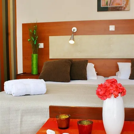 Venus 2* Rhodes City