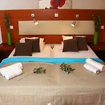 Venus Hotel
